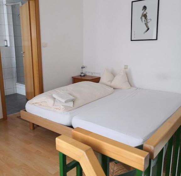 Отель Gastehaus Und Fewo Lamm Garni