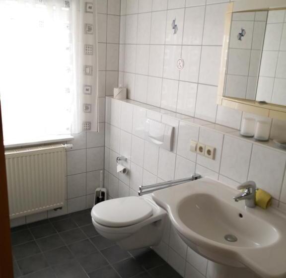 Отель Gastehaus Und Fewo Lamm Garni