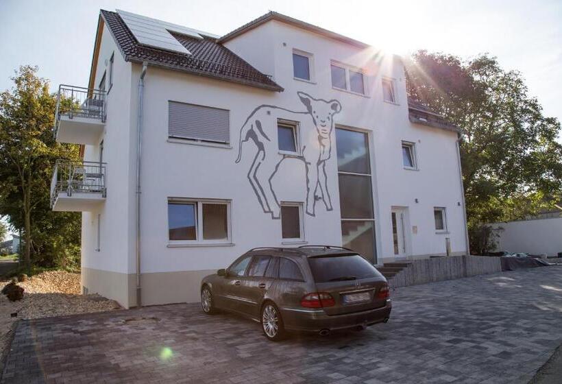 Отель Gastehaus Und Fewo Lamm Garni