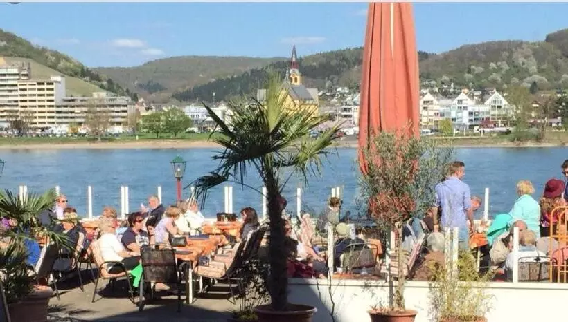 ホテル Rheinischer Hof