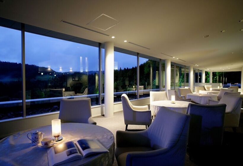 Menard Aoyama Resort Hotel Schönvert