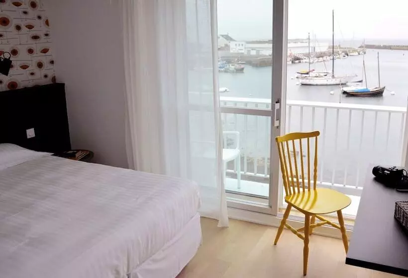 Logis Hotel Du Port