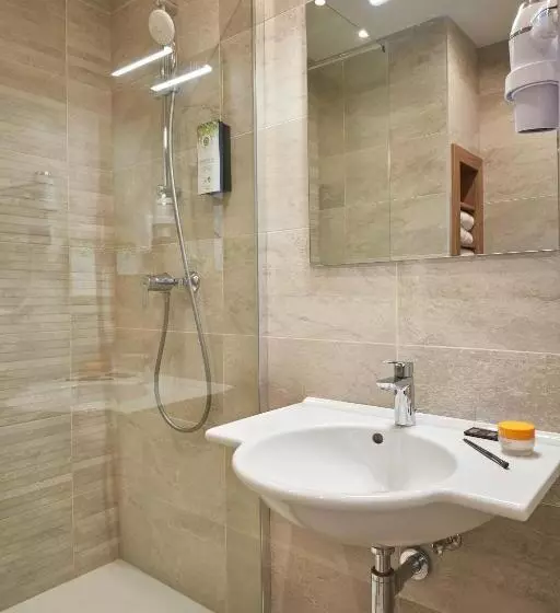 Motel Kyriad Sens