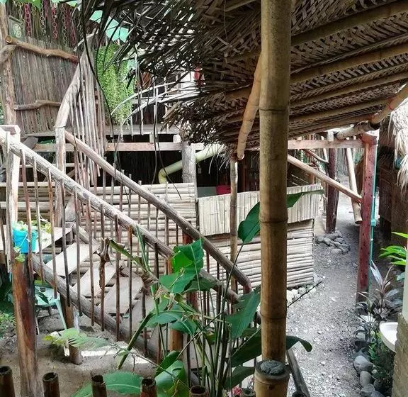 Oasis Hostal
