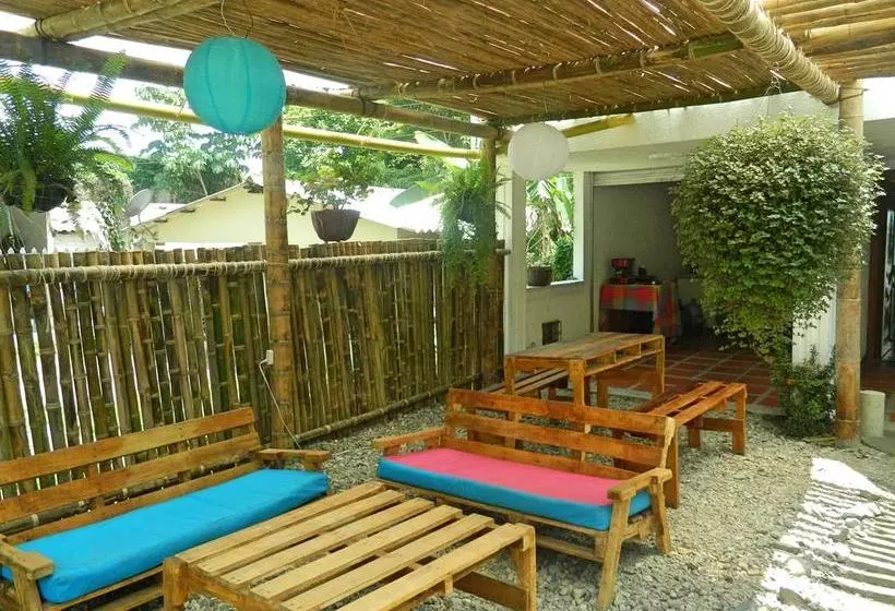 Oasis Hostal