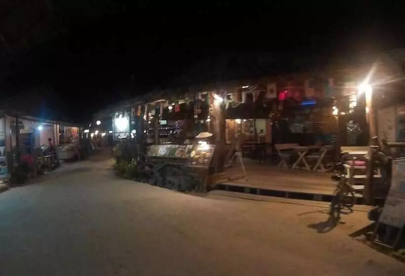 Phi Phi Little Star Resort