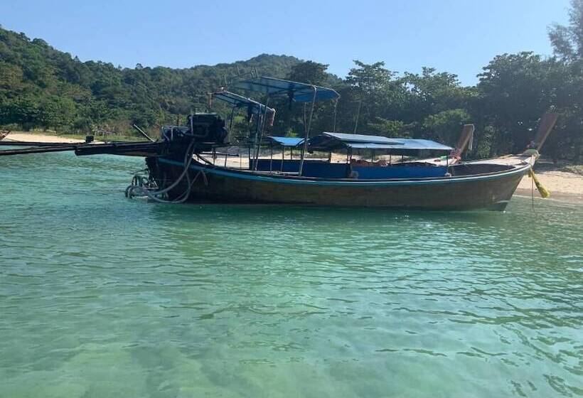 Phi Phi Little Star Resort