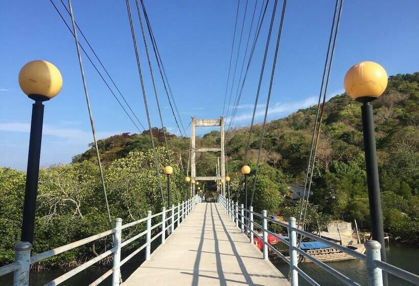 Phi Phi Little Star Resort