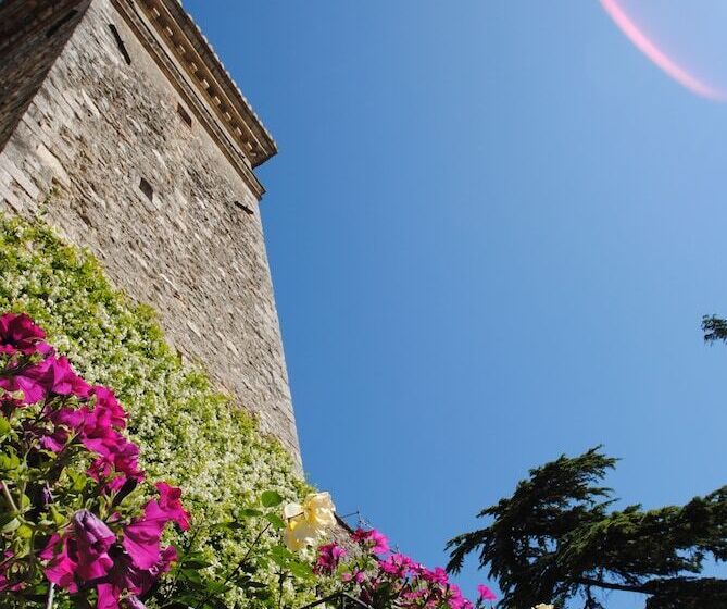 צימר Torre Sangiovanni Albergo E Ristorante Da Rosary