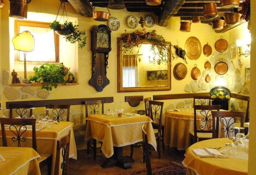 צימר Torre Sangiovanni Albergo E Ristorante Da Rosary