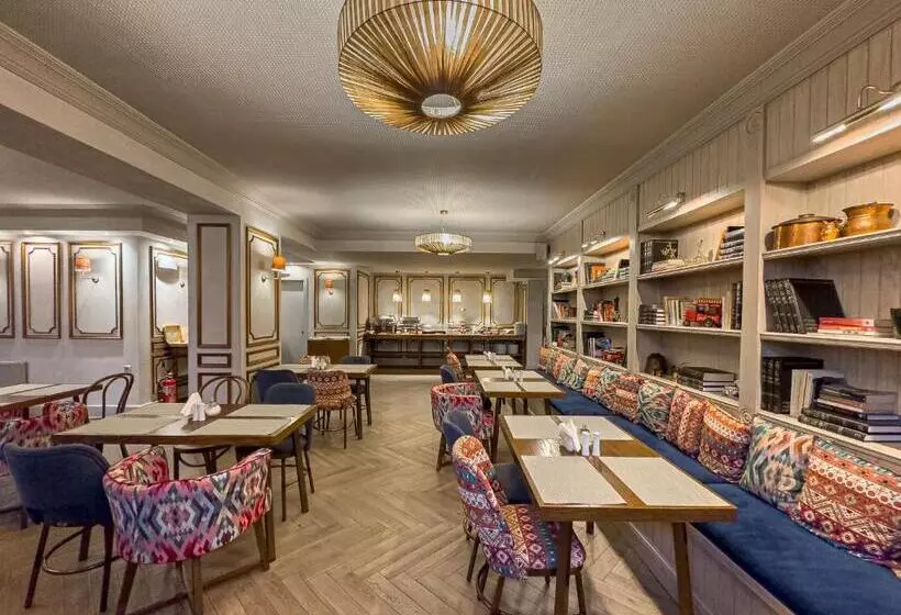 Ef Zin Hotel Arachova