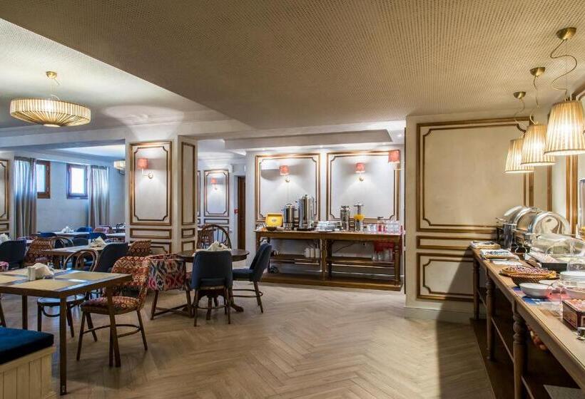 Ef Zin Hotel Arachova