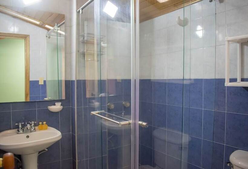 هتل 100 Wonderful House