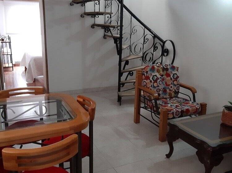 هتل 100 Wonderful House