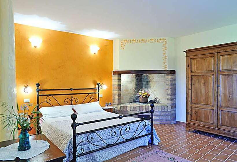 ホテル Agriturismo La Buca Di Bellugi