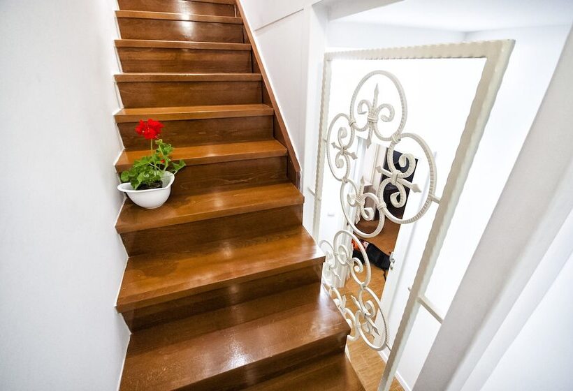 Отель Apartments Tereza