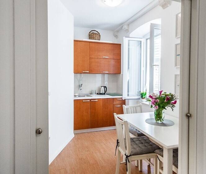 Отель Apartments Tereza