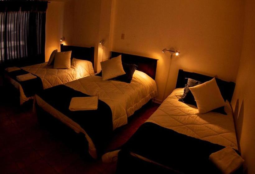 בית מלון כפרי Balmoral Quito