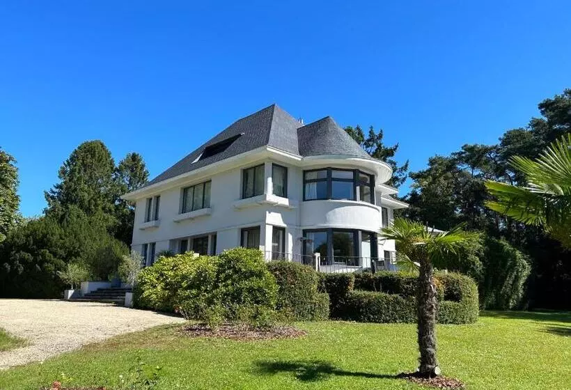 Hotelli B&b Des Heures Claires