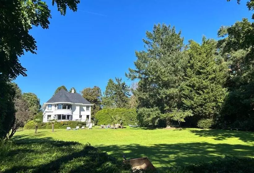 Hotelli B&b Des Heures Claires