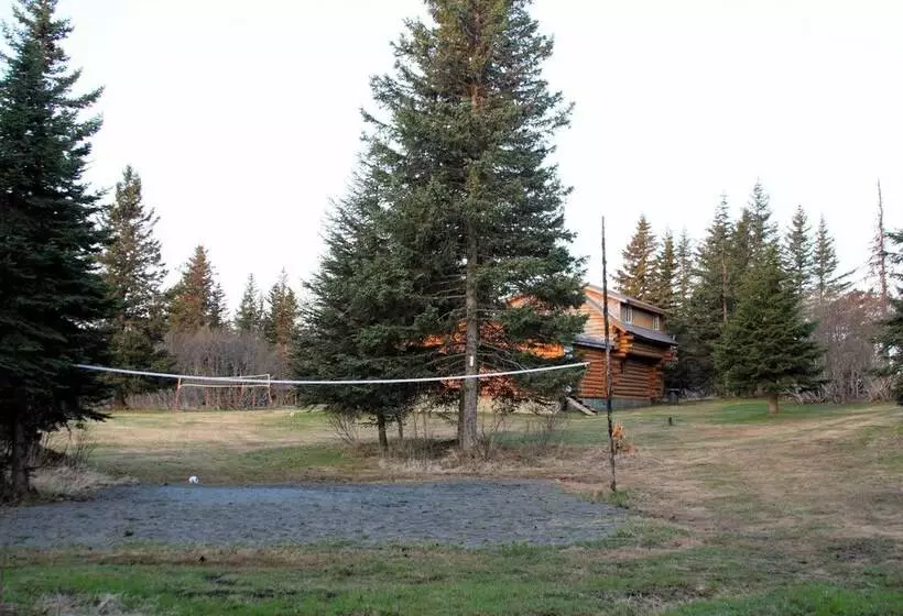 Hotelli Bear Paw Adventure
