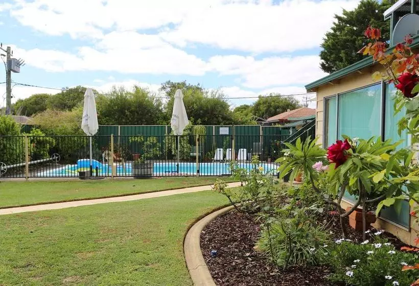 Hotelli Broadwater Bed And Breakfast