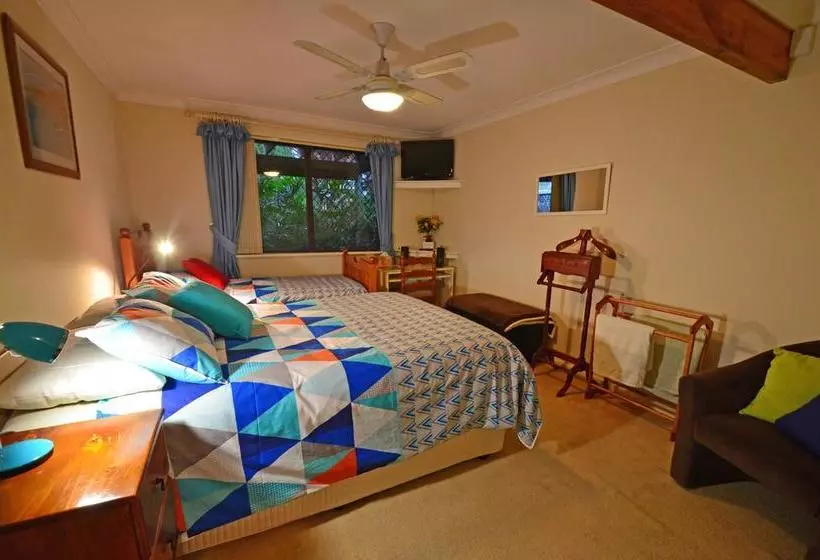 Hotelli Broadwater Bed And Breakfast
