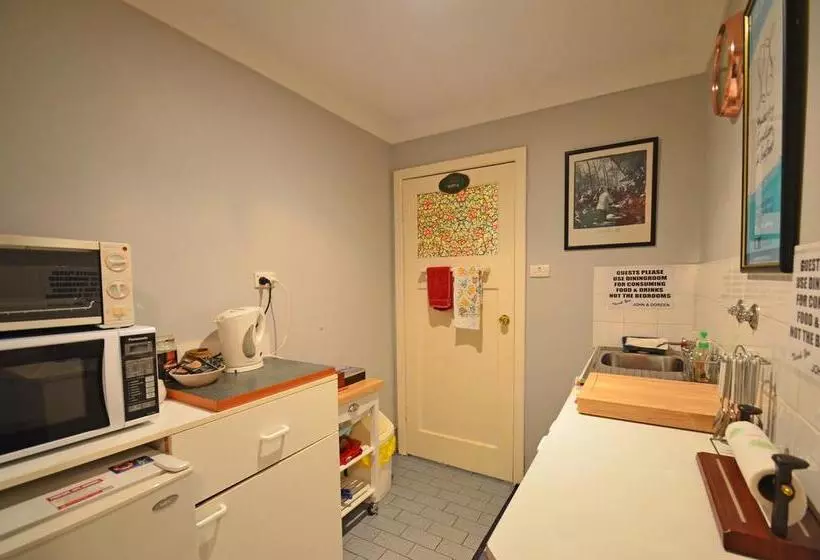 Hotelli Broadwater Bed And Breakfast