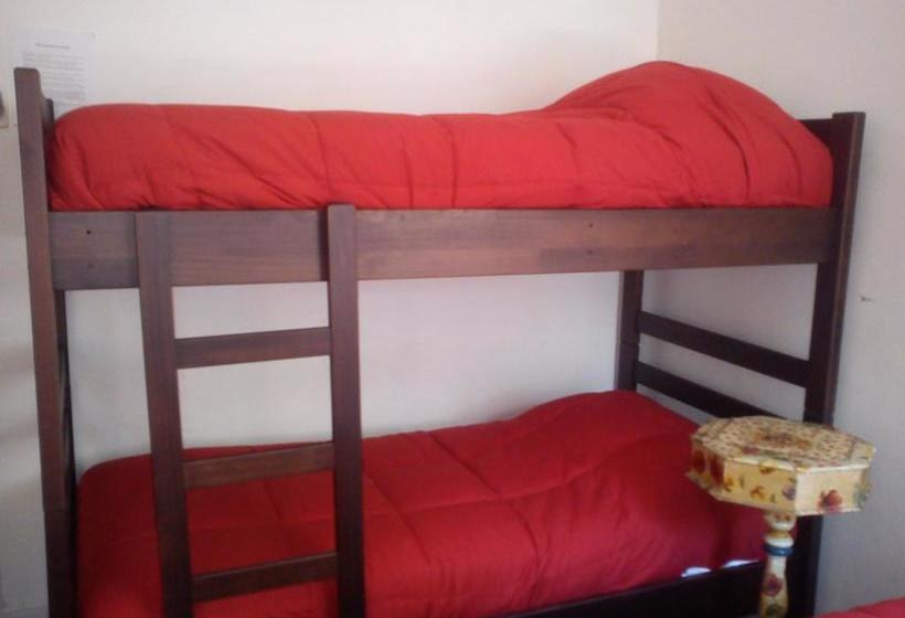 فندق Don Santiago Hostel