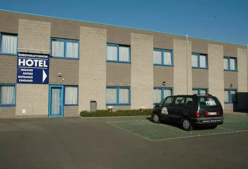 هتل Eurovolleycenter