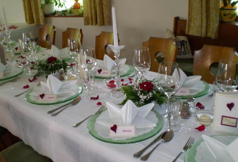 Отель Gasthof Kreuz