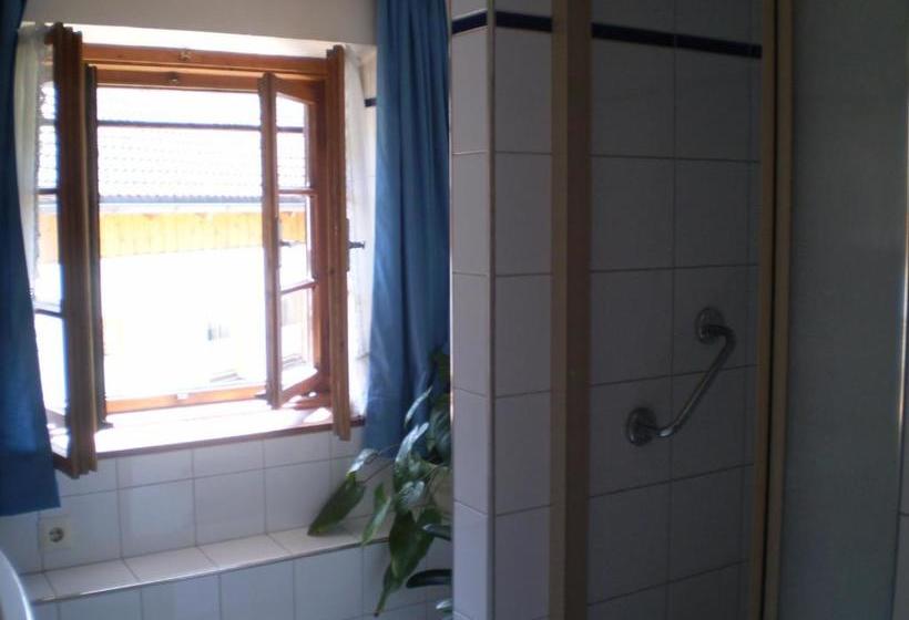 Отель Gasthof Kreuz