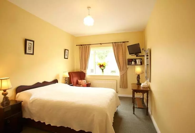 Hazelbrook Bed & Breakfast