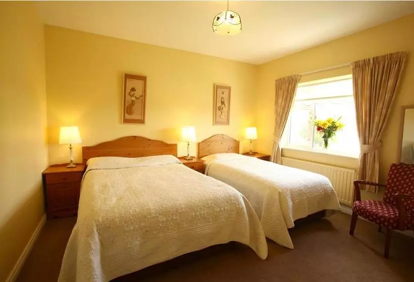 Hazelbrook Bed & Breakfast