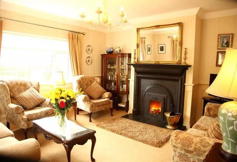Hazelbrook Bed & Breakfast