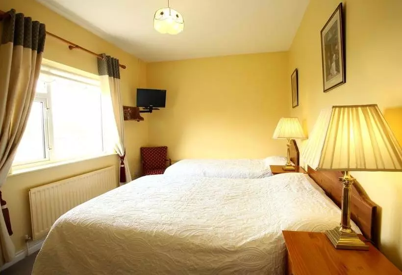 Hazelbrook Bed & Breakfast