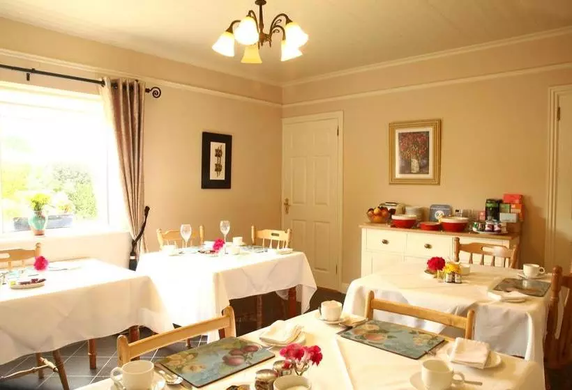 Hazelbrook Bed & Breakfast