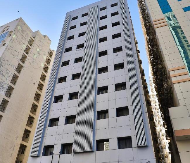 בית מלון כפרי Jawhra White Palace