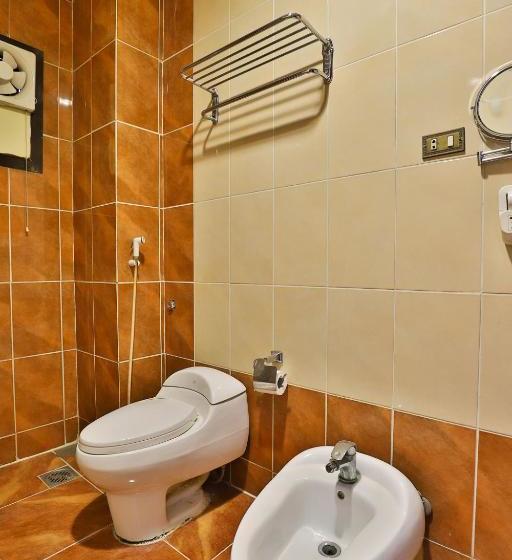 בית מלון כפרי Jawhra White Palace