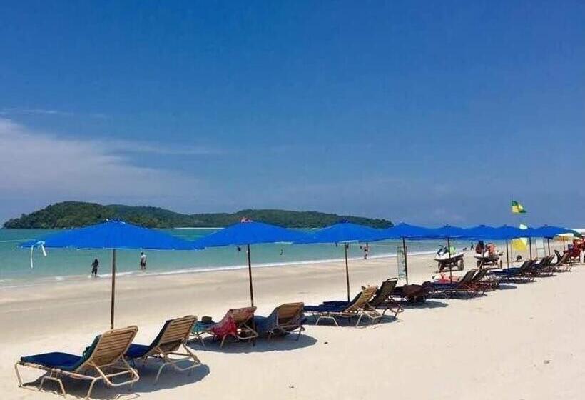 فندق Melati Tanjong Beach Resort