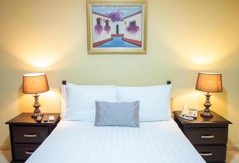 هتل Real Bella Vista