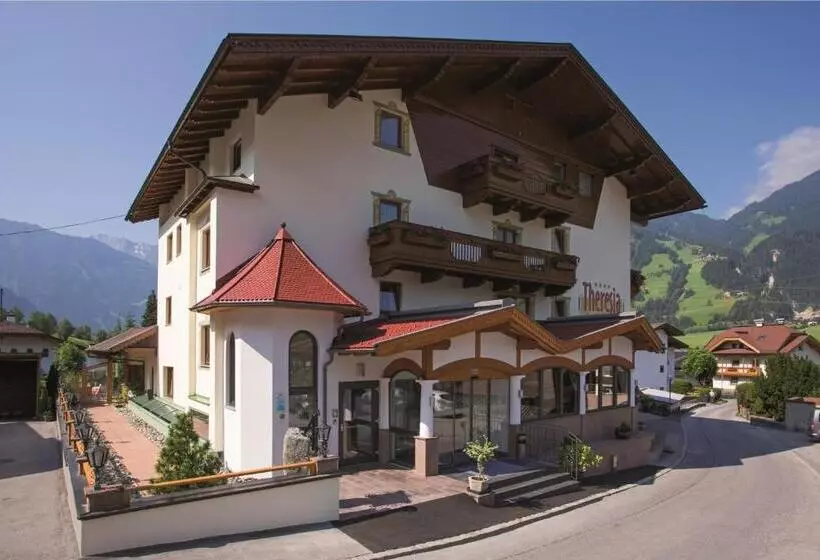 Hotelli Theresia