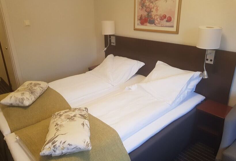 Stord Folkehøgskule Sommarhotell Leirvik