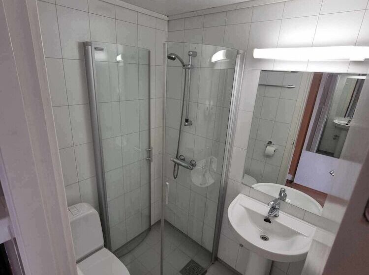 Stord Folkehøgskule Sommarhotell Leirvik