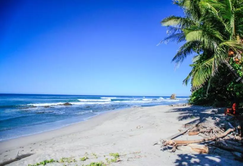 Aamiaismajoitus (B&B) Makanas Beach Bungalows