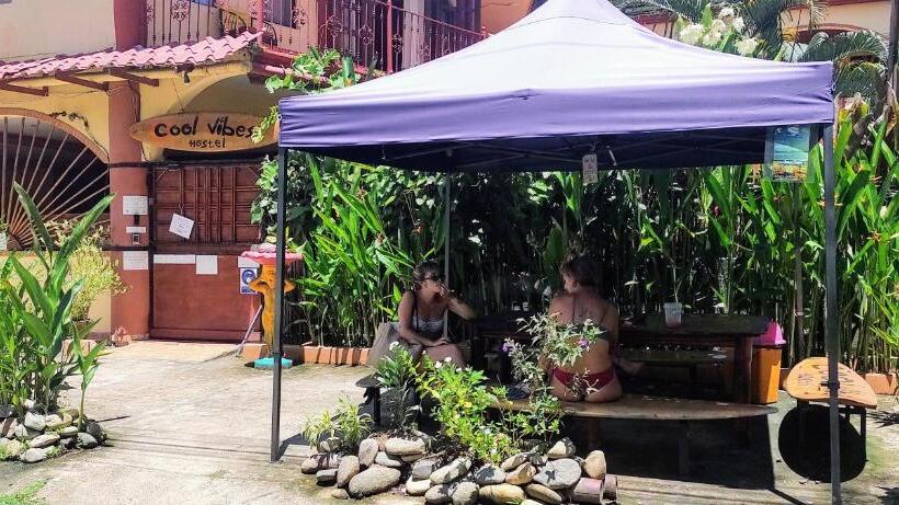 Cool Vibes Beach Hostel