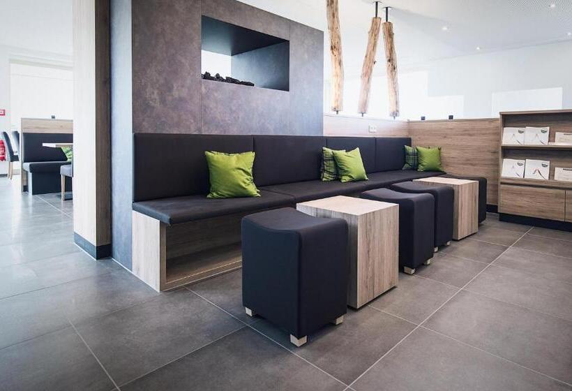 Alb Inn   Hotel & Apartments