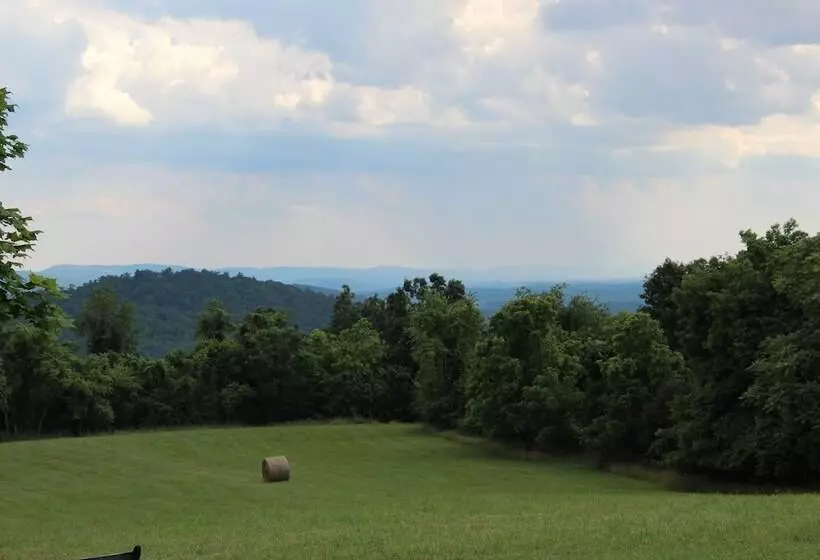 ホテル Antietam Overlook Farm