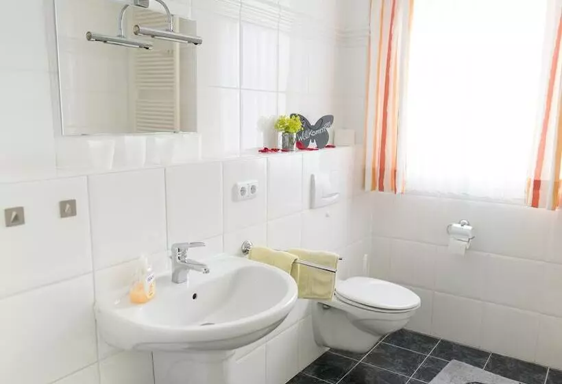 ホテル Auszeit   Ihr Sibyllenbad Gästehaus