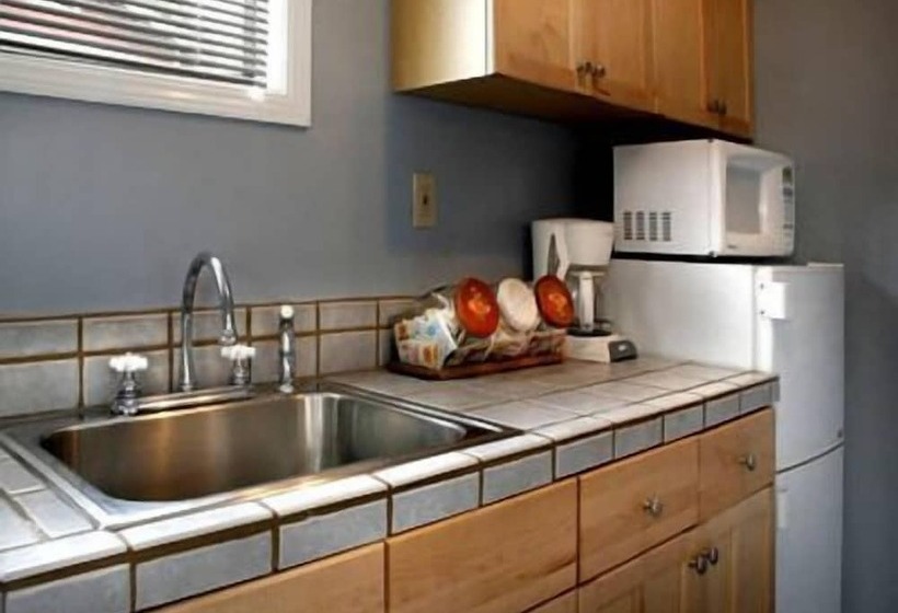 酒店 Bodega Harbor Inn